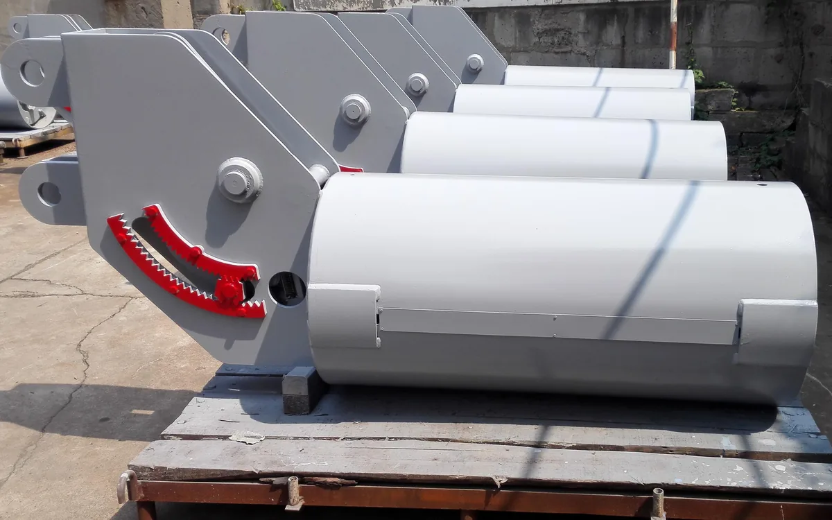 Batch of lever-type constant support units ready in the yard